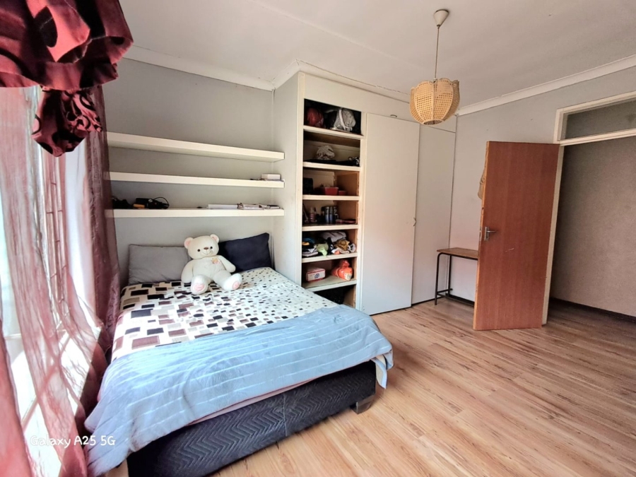 5 Bedroom Property for Sale in Sasolburg Ext 4 Free State